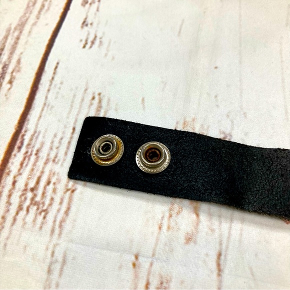 Suede Wrist Band J Initial Black & Red Vintage - Picture 3 of 9